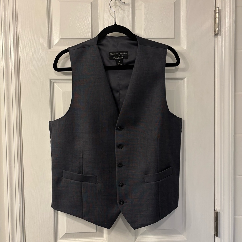 J.S. A. Bank Traveler Collection Men’s Tailored Fit Vest, Charcoal Gray, Size M